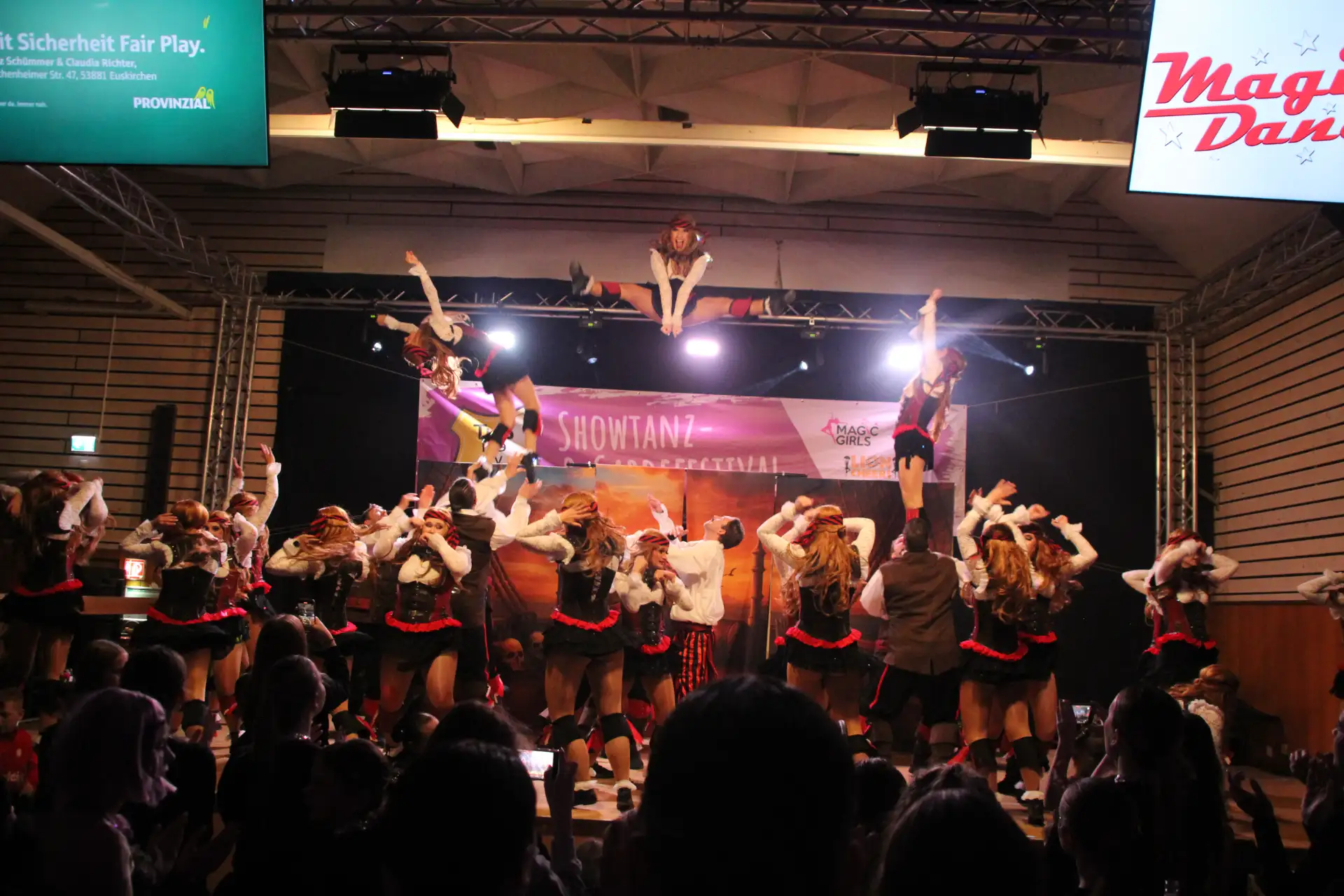 Rückblick: 4. Showtanz- und Gardefestival in Odendorf – ein Highlight für die Region Rhein-Sieg & Euskirchen